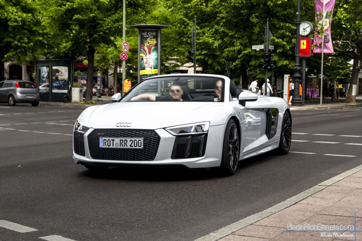 Audi R8 V10 Spyder (2016) spotted in Berlin — BerlinRichStreets